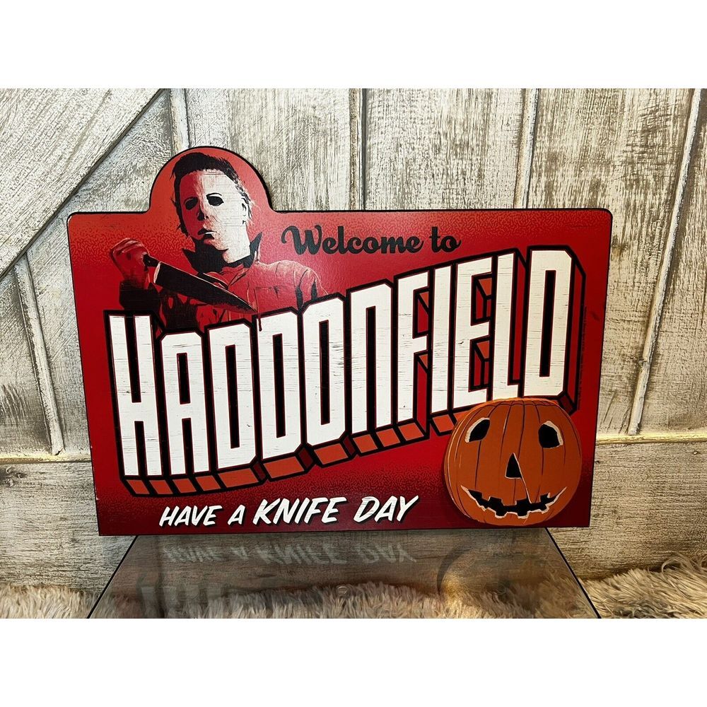 Halloween‎ Michael Myers Welcome to Haddonfield Have a Knife Day Hanging Sign